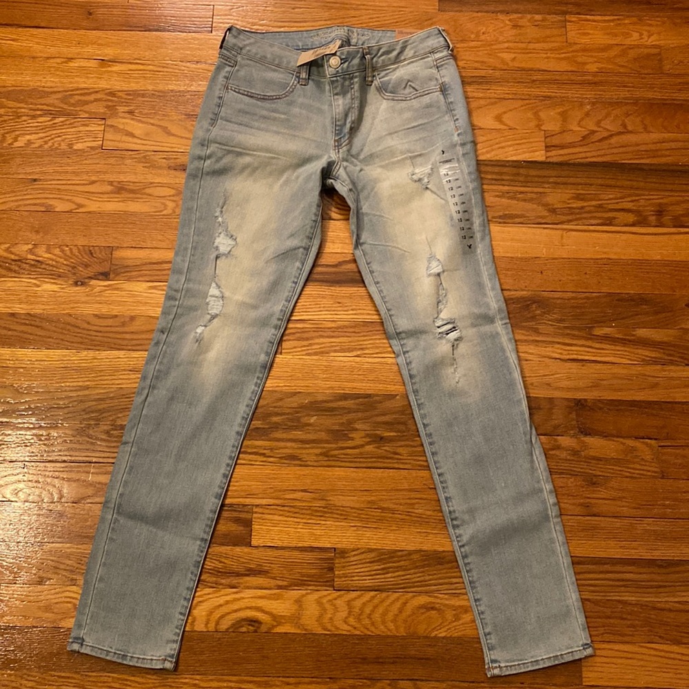 American Eagle Light blue jeans